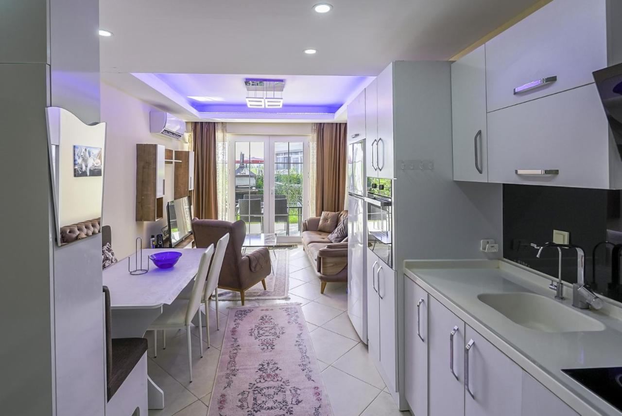 Chic W Patio 5 Min To In Daire Antalya